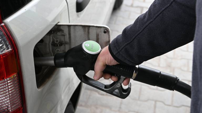 V Sloveniji opolnoči podražitev pogonskih goriv