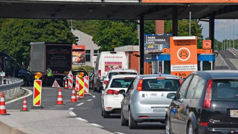 Italijan lahko gre v Slovenijo, Slovenec težje v Italijo
