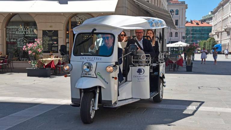V Trst prihajajo tuk-tuki