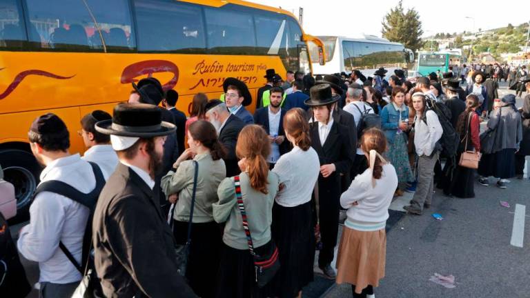 Na romanju v Izraelu najmanj 44 mrtvih in 150 poškodovanih