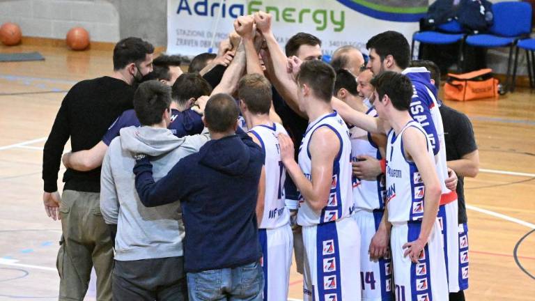 Jadran nadigral drugega na lestvici