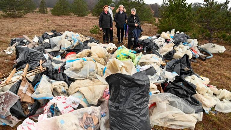 Jeza in gnev ob pogledu na divja odlagališča
