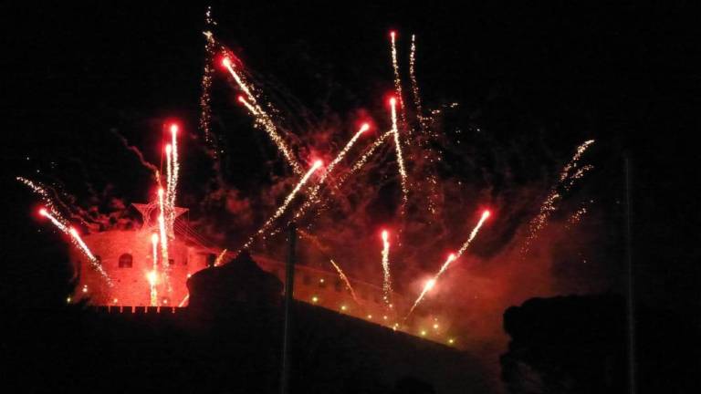 Na Travniku množično v novo leto (foto)