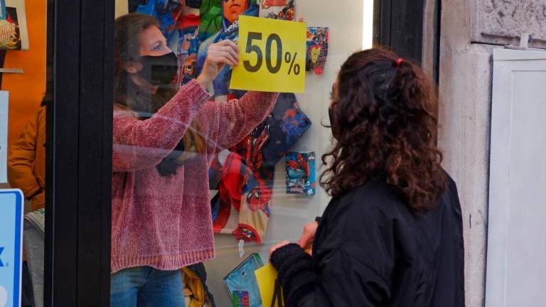 Na zimske razprodaje le s seznamom potreb