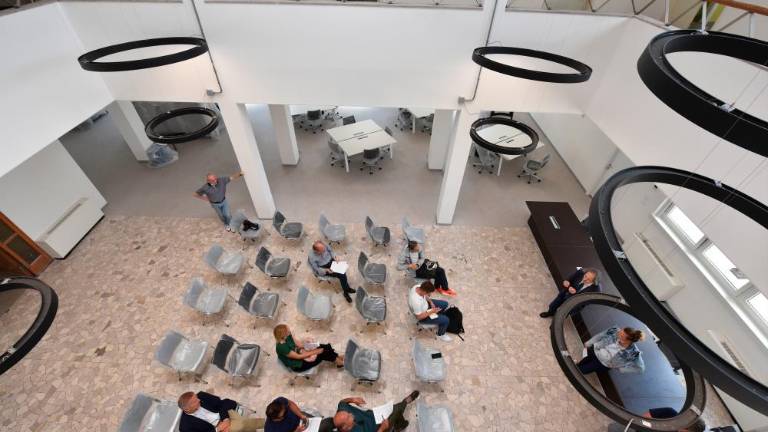 Nov 10-milijonski sklad za zagonske spodbude