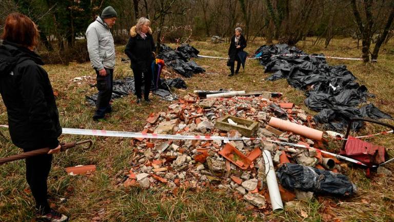 Jeza in gnev ob pogledu na divja odlagališča