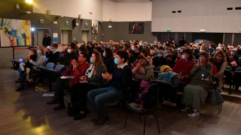 Revija ZSKD Do svobodnega giba