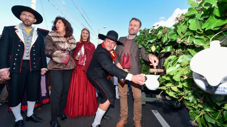 Martinova furenga in krst novega vina