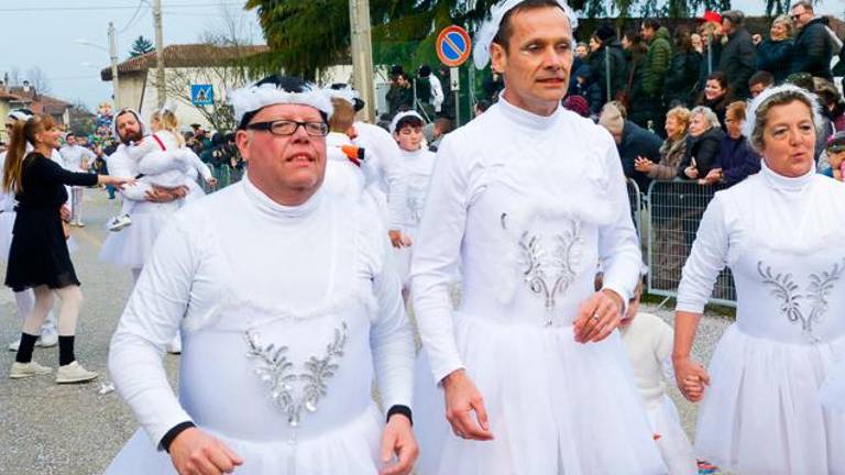 Sovodenjski pust razposajen in množičen