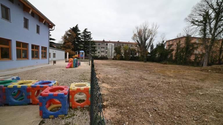 »Tržaški občinski odbor dokazuje svojo nesposobnost«