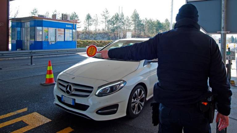 Z današnjim dnem nova pravila za prehajanje meje