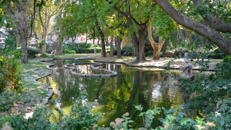 V Trstu zaradi neugodnih vremenskih napovedi jutri zapirajo mestne parke