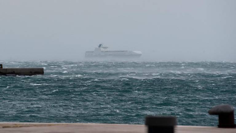 Trst je prečesala močna burja