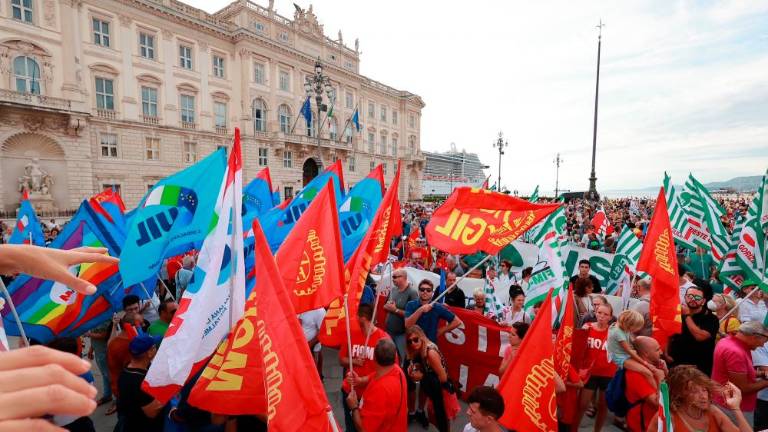 Na shodu za delavce Wärtsile več kot 12.000 ljudi (foto)