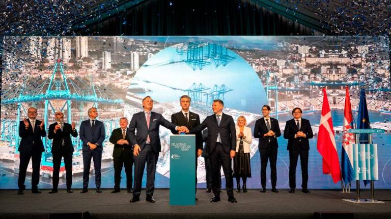 Na Reki slovesno odprli nov kontejnerski terminal