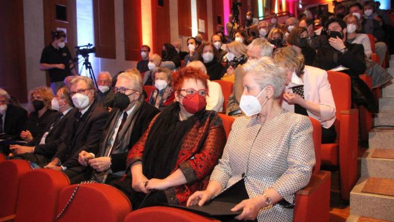 S popotnico živega zgodovinskega spomina novim izzivom naproti