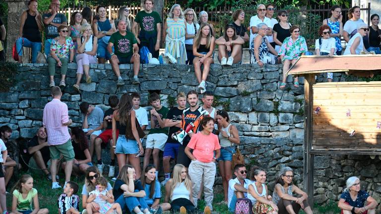 V Repnu švigale karjole vseh vrst (FOTO in VIDEO)