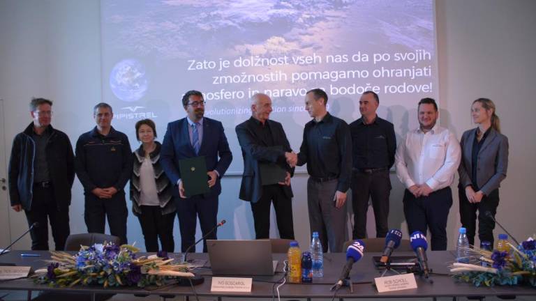 Pospešek tudi za Gorico