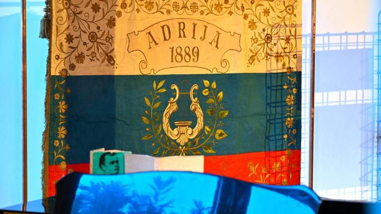 V Barkovljah so se poklonili Kosovelu