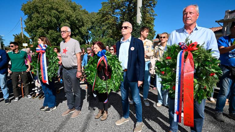 Poklonili so se padlim vaščanom