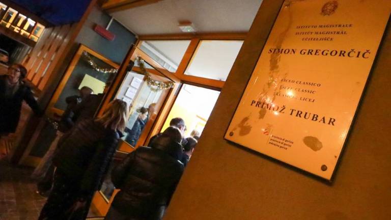 Slovenske drugostopenjske srednje šole na stežaj odprle vrata