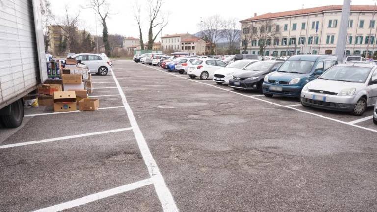 Ploščad pri Rdeči hiši bodo preuredili