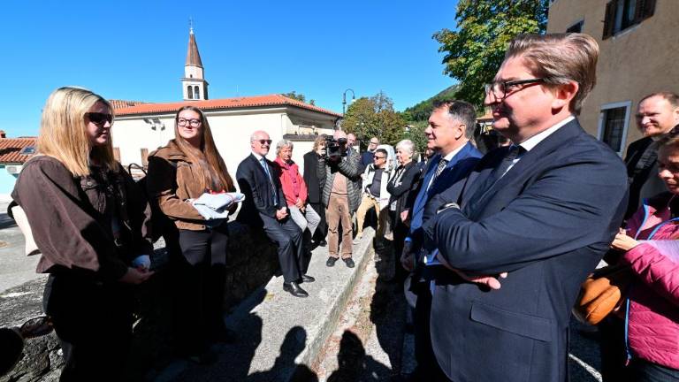 Dolino obiskal minister Matej Arčon