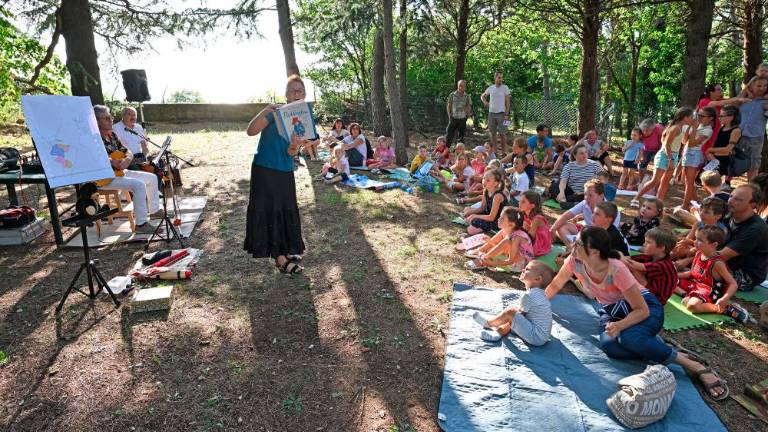 Gledališče v parku vabi otroke