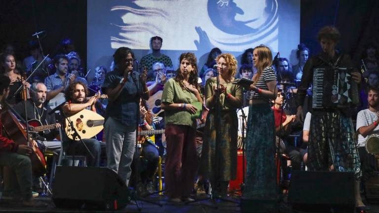 Za Saro krik melodij z vsega sveta