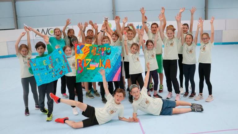 Deželni šolski finale v igri med dvema ognjema