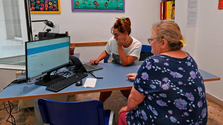 Pomoč pri uporabi digitalnih storitev