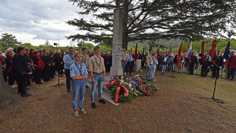 Danes osrednja proslava na kraju ustrelitve