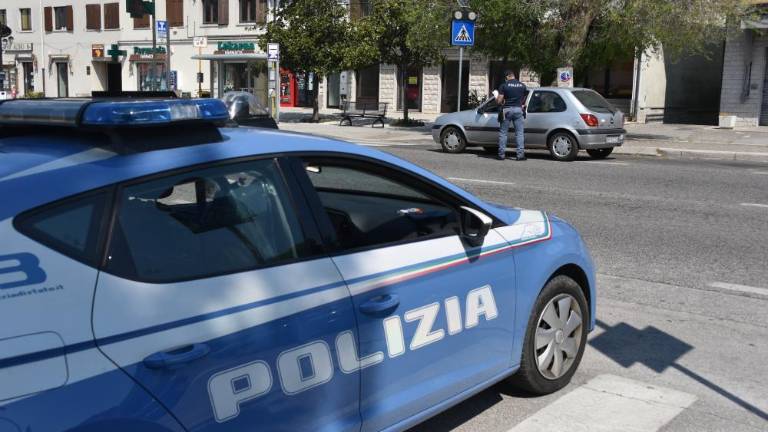 Kar 42 % vseh petkovih kazni v FJK je padlo na Tržaškem