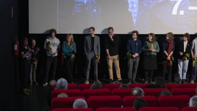 Lepljenka doživljanja čezmejnosti