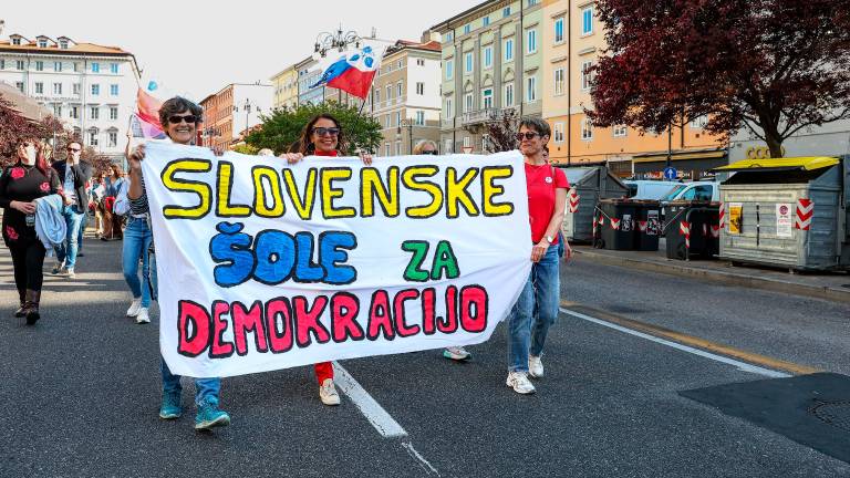 V Trstu 25. april zaznamovalo živahno proslavljanje