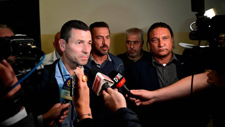 Vodstvo toži o izgubi, ki za ostale ne obstaja