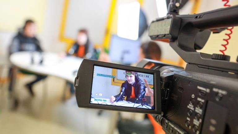 Slovenske drugostopenjske srednje šole na stežaj odprle vrata