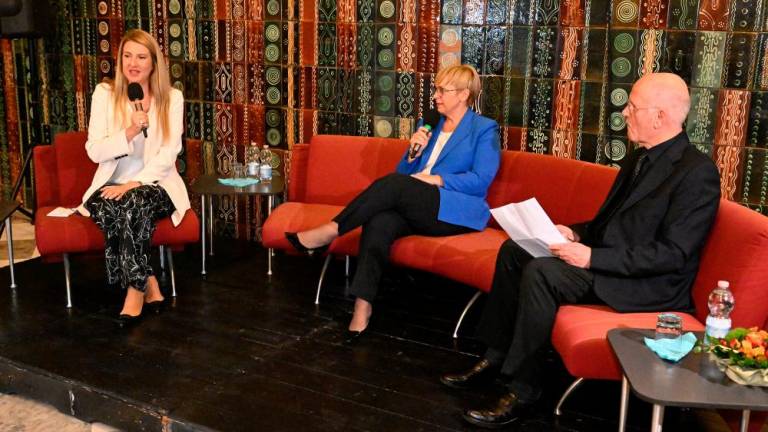 Novoizvoljena predsednica Nataša Pirc Musar na obisku v Trstu