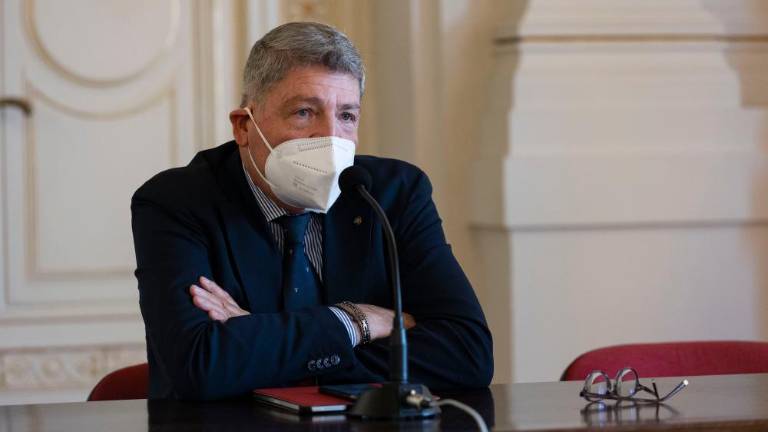 Prefekt ponosen na vračanje Narodnega doma