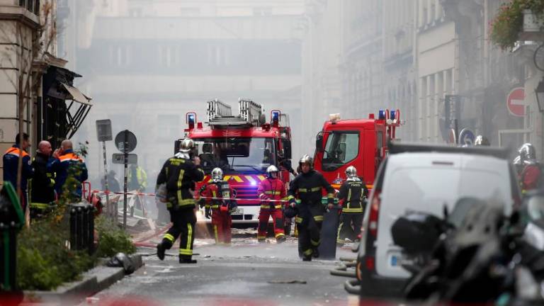 Trije mrtvi in več ranjenih zaradi eksplozije v Parizu
