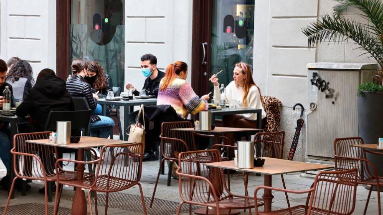 Spet kava, kosilo in aperitiv