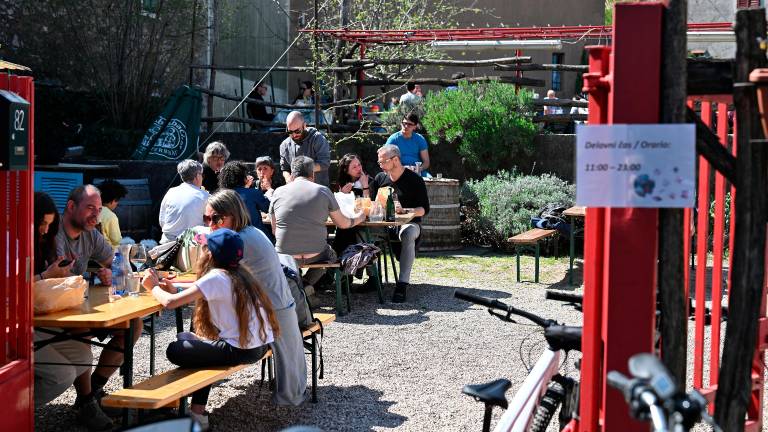 Osmičarji so imeli za veliko noč polne roke dela