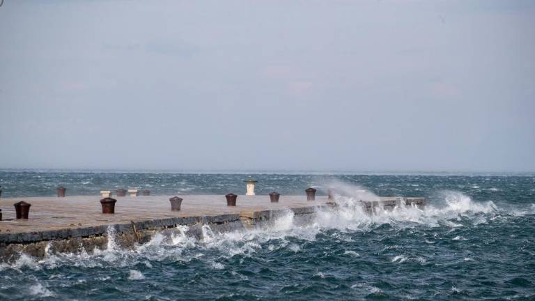 Zapihala bo burja in se bo občutno ohladilo