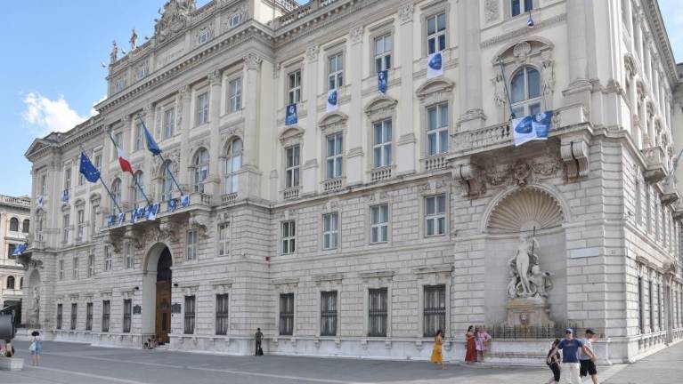 Zaradi snemanja zapirajo nabrežje