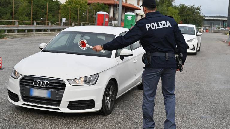 Avstrija podaljšuje nadzor na meji s Slovenijo še za pol leta