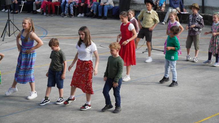 Zlatorog za visoko obletnico poimenovanja šole po Josipu Abramu