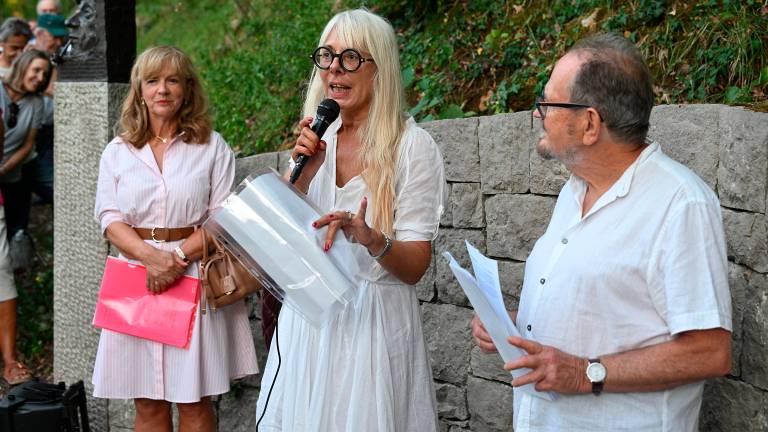 Pesniška pot letos združila Col in Tomaj