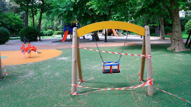 Igrala bodo spet samevala