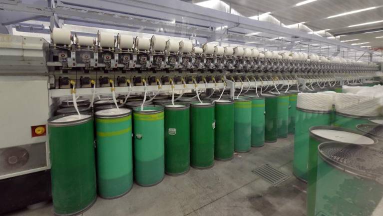 Shod za zaposlene v tovarni Tirso razdvaja