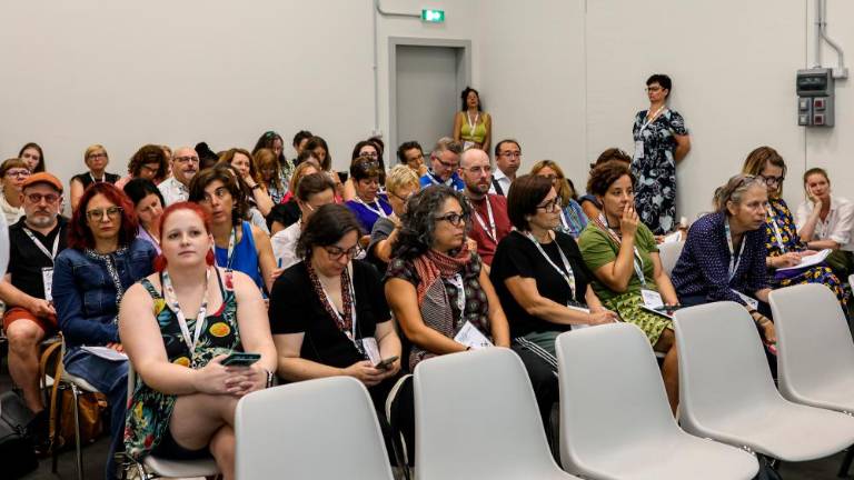 Kako bi spodbudili bralne in pripovedovalne kompetence pri otrocih?